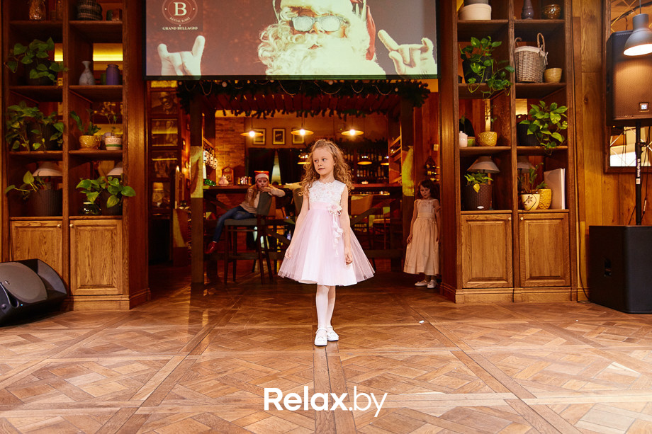 Grand kids christmas party, фото № 151