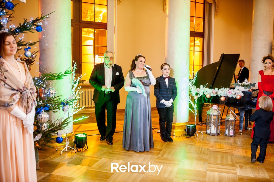 Семейный рождественский благотворительный бал Академии мюзикла "Ревю" - "Наши сердца", фото № 70