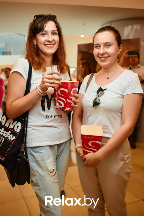 Предпремьерный показ фильма «Неоновый демон», фото № 35