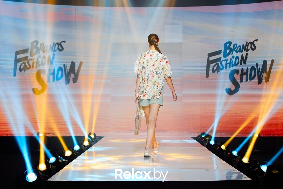 Показ LOVERANI | Brands Fashion Show, фото № 48