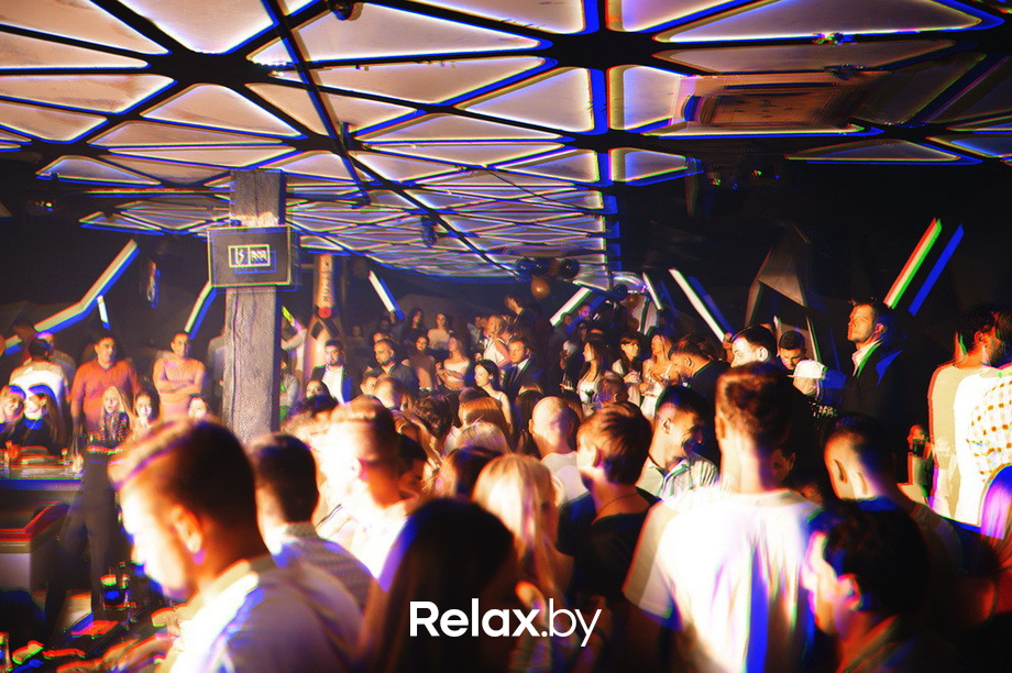 Champagne Showers, фото № 45