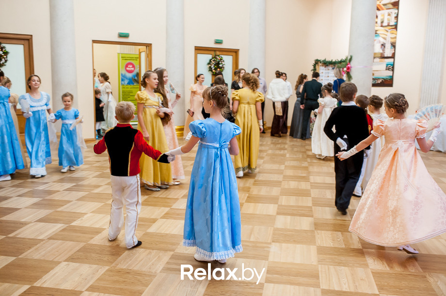 Семейный рождественский благотворительный бал Академии мюзикла "Ревю" - "Наши сердца", фото № 19