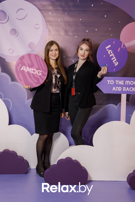 To The Moon & Back, фото № 18