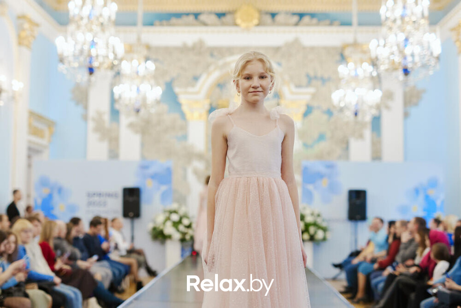 KIDS' PODIUM на FASHION SHOW SPRING 2022, фото № 105