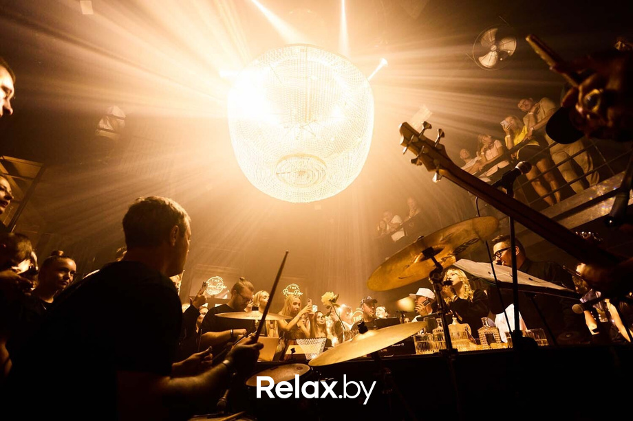 Уличный концерт, фото № 143