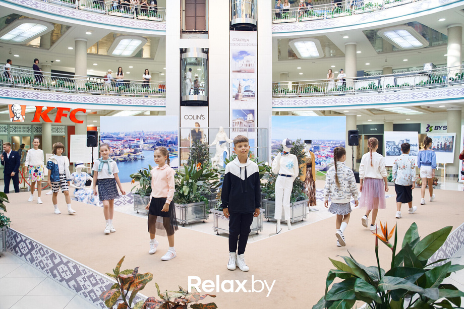 Время Искусства в ТЦ Столица: Мода, природа и поэзия, фото № 50