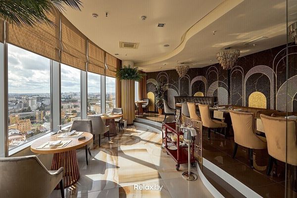 Порадуйте самых близких. 9 ресторанов, куда сводить на ужин маму и бабушку