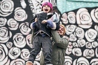 «Тратим время на жизнь». Сандро Гелашвили — о поиске своих мест и новых возможностях для всей семьи