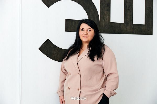 «Сегодня клиент уходит быстро». Шеф-редактор модного журнала «ЭШ» — о том, как индустрия моды выживает в кризис