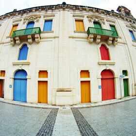 Английские каникулы на Средиземном море!