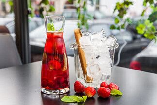 Алкогольные коктейли летом: 3 простых рецепта, чтобы приготовить дома