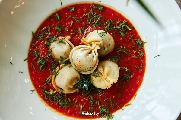 Пробовали супы с пельменями? Это просто: шеф-повар поделилась двумя авторскими  рецептами