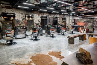 Из «пещерного человека» в джентльмены. В ТРЦ Galleria Minsk открылся барбершоп Barber&Co