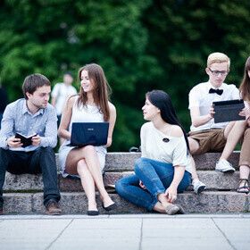 Оригинальные поздравления на День студента