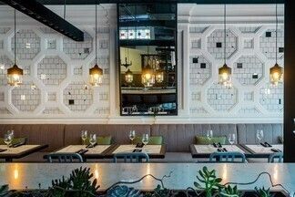 Бар «Пересмешник» предлагает быстрые ланчи с 12 часов дня