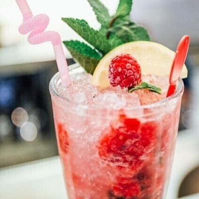 Поздравления с Днем бармена в стихах и в прозе