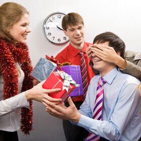 Поздравления с Днём рождения коллеге