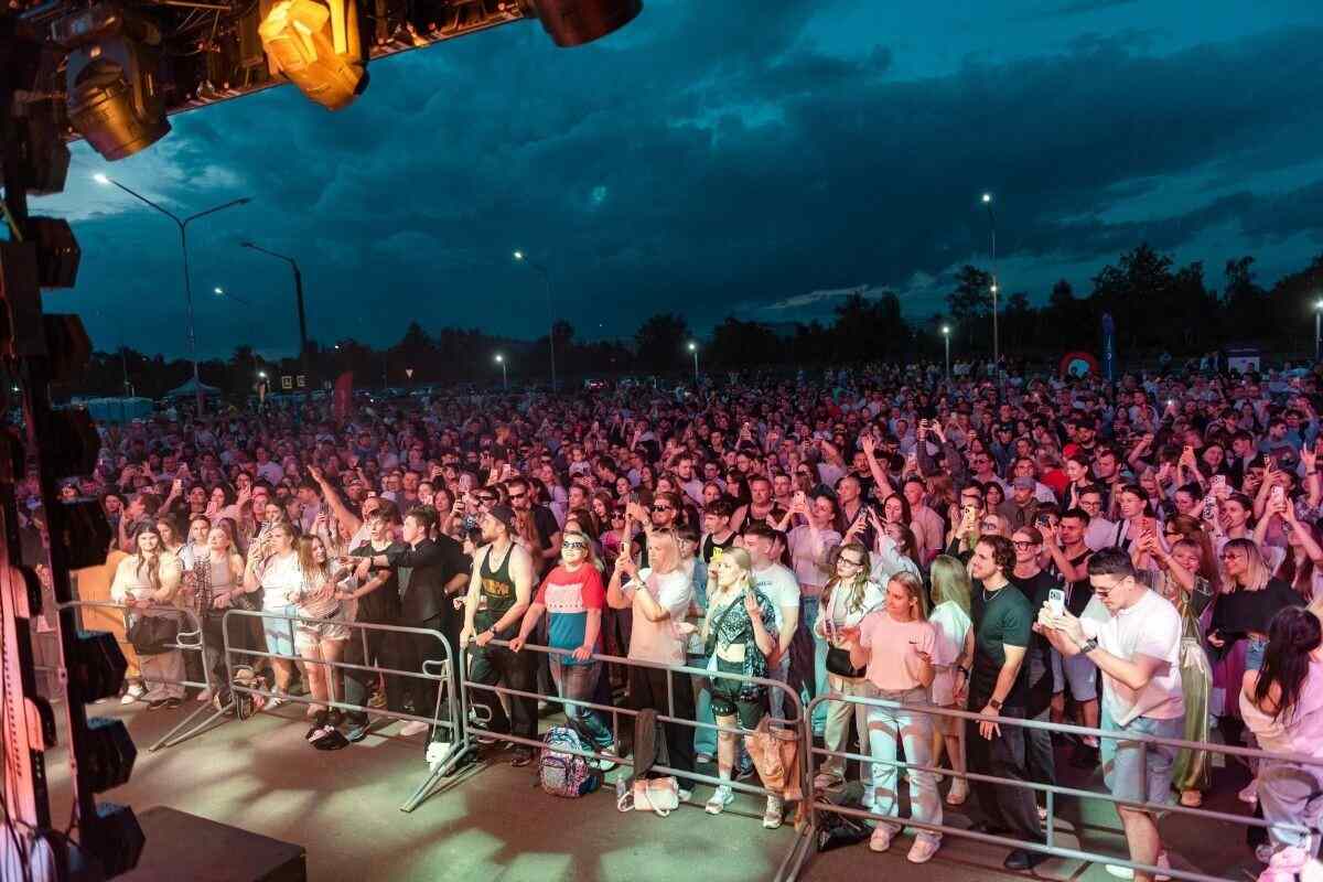 Фура-сцена, диджеи и закат у Национальной библиотеки: в Минске в пятницу пройдет вечеринка ALFA SUNSET