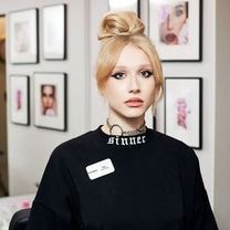 Казючиц Ева