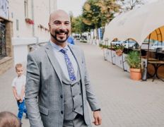 Ведущий Илья Трубецкой, Ведущий Илья Трубецкой - фото 1