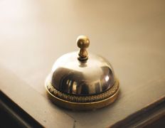 Ресторан Tiflis (Тифлисъ), Гардеробная - фото 2