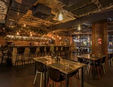 Ресторан Animal Farm (Энимал Фарм), Интерьер - фото 10