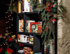 Бар-кальянная HookahPlace Lounge Bar Yakuba Kolasa (ХукаПлейс Лаунж Бар Якуба Коласа), Новогодний интерьер - фото 6