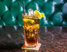 Караоке-клуб Зелёный попугай, Интерьер - фото 10