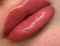 Салон красоты Да-студия, Перманентный макияж губ - фото 11