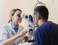 Специализированный центр восстановления зрения ОПТИМЕД, День рождения - фото 2