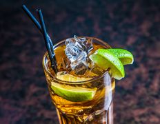 Караоке-клуб Зелёный попугай, Интерьер - фото 9