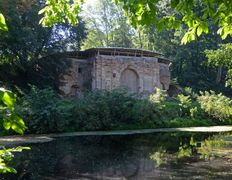 Достопримечательности Высоковский замок, Руины замка - фото 2