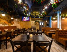 Гастробар Honky Tonk Piano Bar (Хонки Тонк Пиано Бар), Новогоднее оформление зала - фото 2