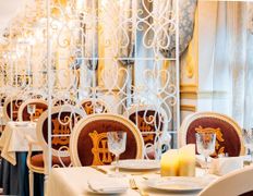 Ресторан 1884 D'Europe (1884 Де Европа), Интерьер - фото 2