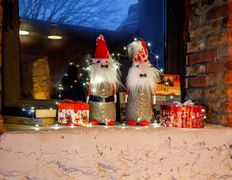 Бар-кальянная HookahPlace Lounge Bar Yakuba Kolasa (ХукаПлейс Лаунж Бар Якуба Коласа), Новогодний интерьер - фото 19