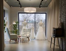 Салон свадебных, вечерних и детских нарядов Le Rina (Ле Рина), Интерьер - фото 10