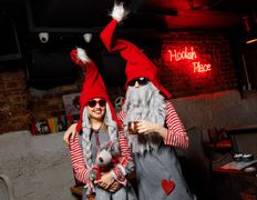 Бар-кальянная HookahPlace Lounge Bar Yakuba Kolasa (ХукаПлейс Лаунж Бар Якуба Коласа), Новогодний интерьер - фото 13