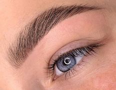 Салон красоты Эгоист&ка, Коррекция и окрашивание бровей - фото 1