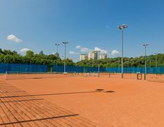 null Теннисный центр «Аква-Минск» (многофункциональный физкультурно-оздоровительный комплекс), Три открытых грунтовых корта - фото 1