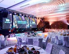 null Renaissance Minsk Congress Hotel and SPA Center (Ренессанс Минск Конгресс Отель и СПА Центр), Интерьер - фото 2