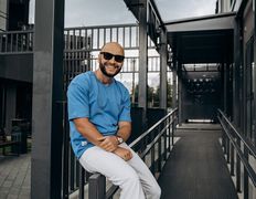 Ведущий и вокалист Юрий Шах, Юрий Шах - фото 13