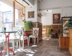 Кофейня-кондитерская Файны Лiс, Интерьер - фото 9