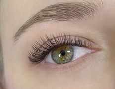 Салон красоты Lashband (Лашбэнд), Работы мастера по наращиванию ресниц Лауры - фото 1