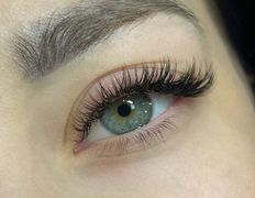 Салон красоты Lashband (Лашбэнд), Работы мастера по наращиванию ресниц Лауры - фото 2