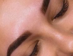 Салон красоты Да-студия, Перманентный макияж бровей - фото 20
