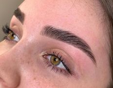 Салон красоты Pavlin Немига (Павлин), Коррекция, окрашивание бровей - фото 2