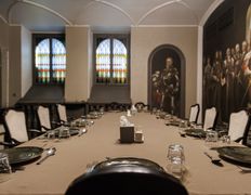 Кафе Rustaveli (Руставели), Интерьер - фото 1