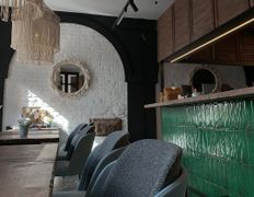 Кафе У Груши, Интерьер - фото 1