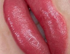 Салон красоты Да-студия, Перманентный макияж губ - фото 20