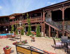 Ресторан армянской кухни Оазис, Летняя терраса - фото 12